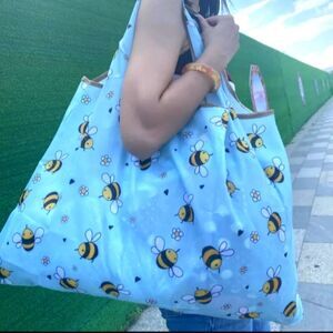 HONEY Bee foldable collapsible shopping bag tote compact pollinators